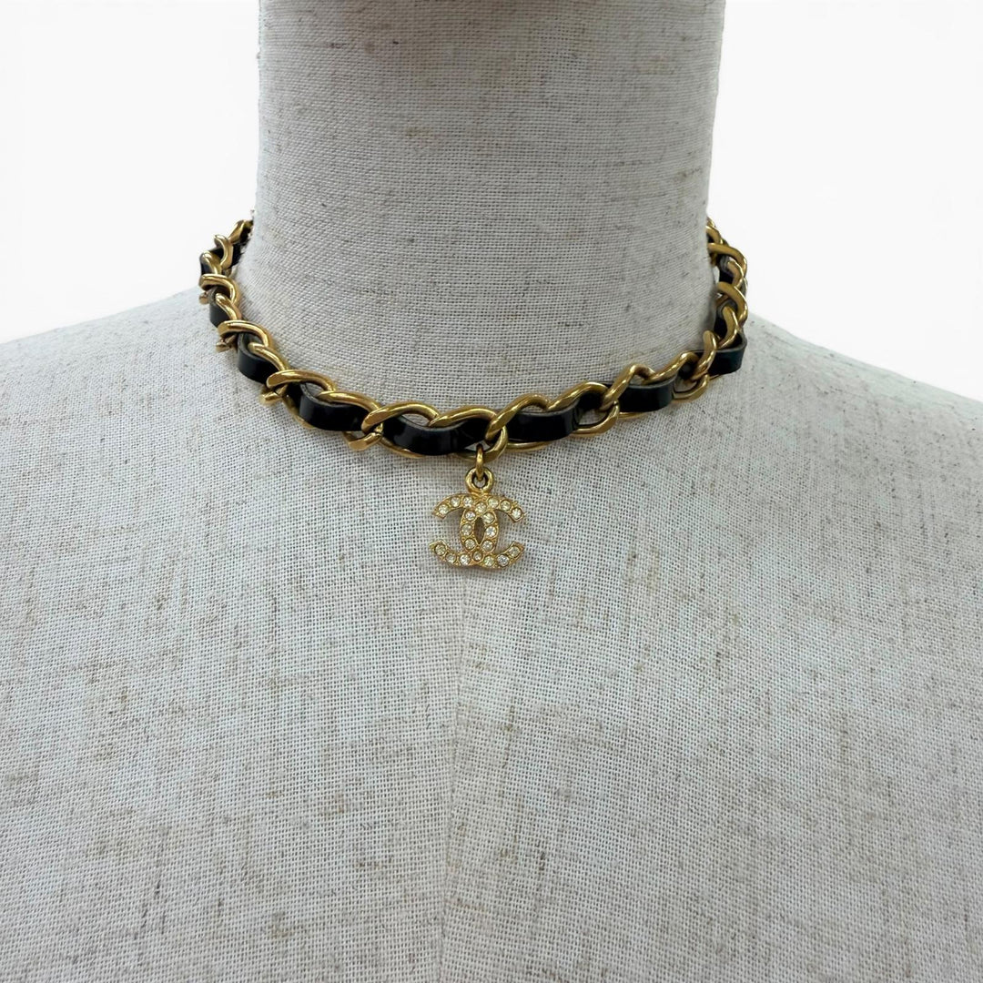 Great CHANEL Necklace COCO Mark Rhinestone Chain Belt Choker gold Women 96P