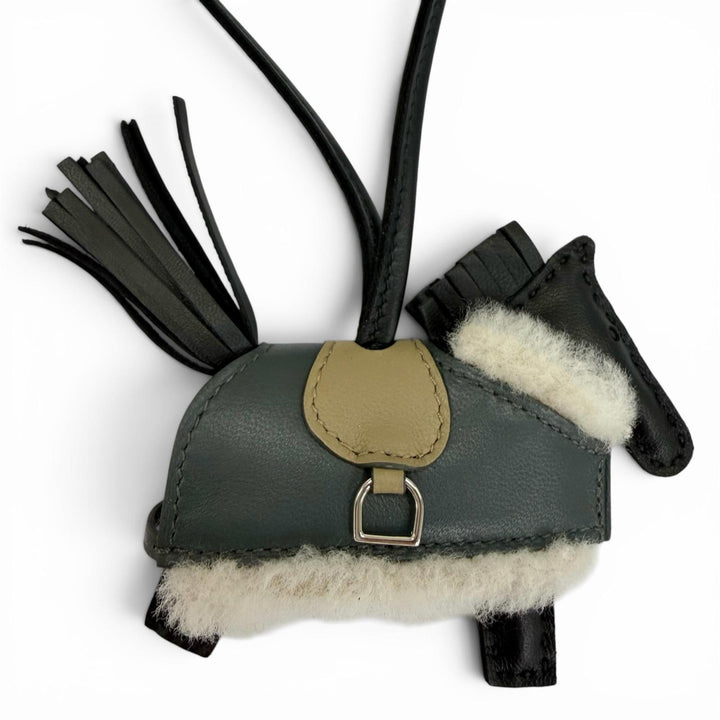 Pristine HERMES Bag charm Rodeo PM Robeo Brushed leather Women