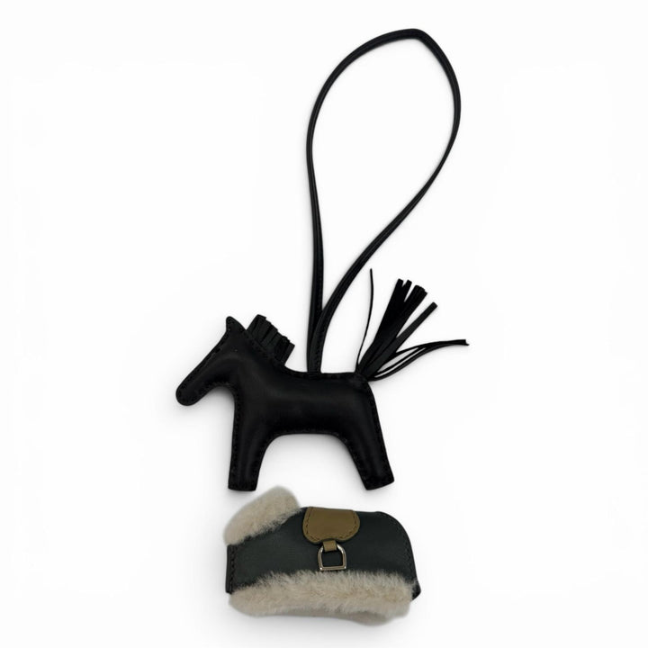 Pristine HERMES Bag charm Rodeo PM Robeo Brushed leather Women