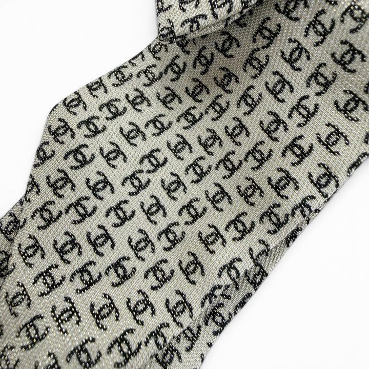 Pristine CHANEL Valletta COCO MarkPattern Hair Accessories white silk Women 25A