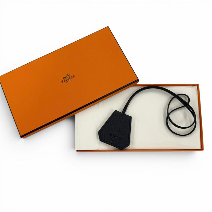 Excellent HERMES Capucine Hat Clip Clochette-type magnetic clip Epsom Leather