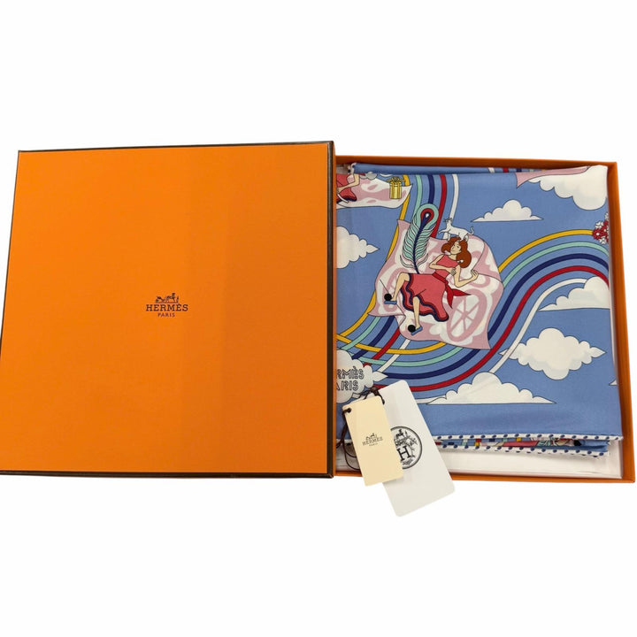 Pristine HERMES scarf Carres Volants Flying Carres silk Women