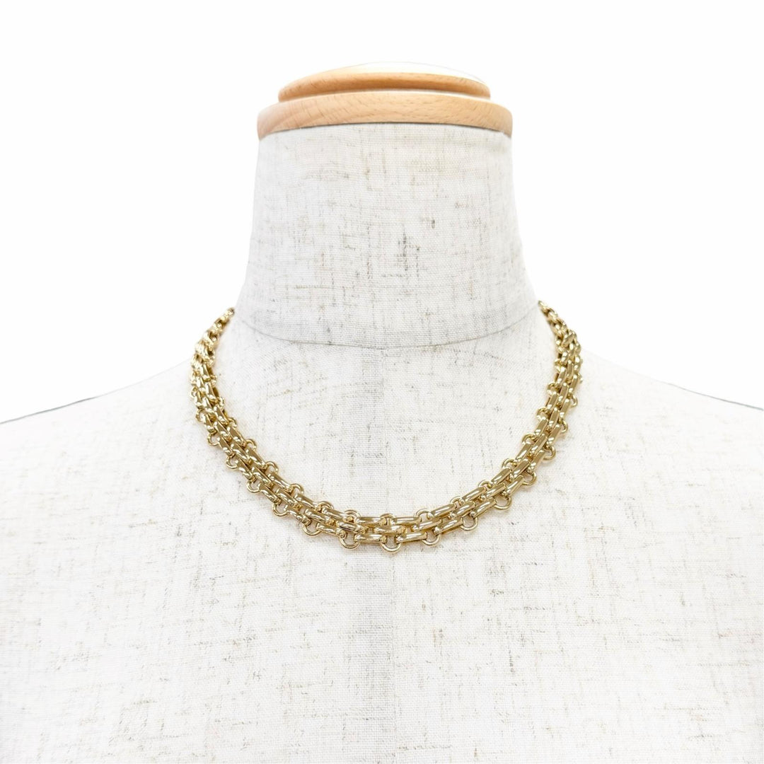 Excellent Christian Dior Necklace Chain Choker Necklace gold Women