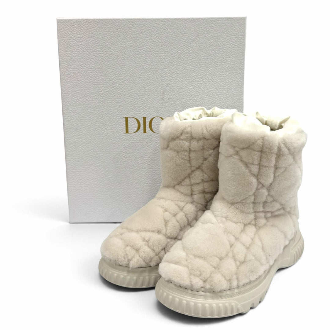Very Good Christian Dior short boots DIOR FROST off white Mouton 36 KCI992SKK