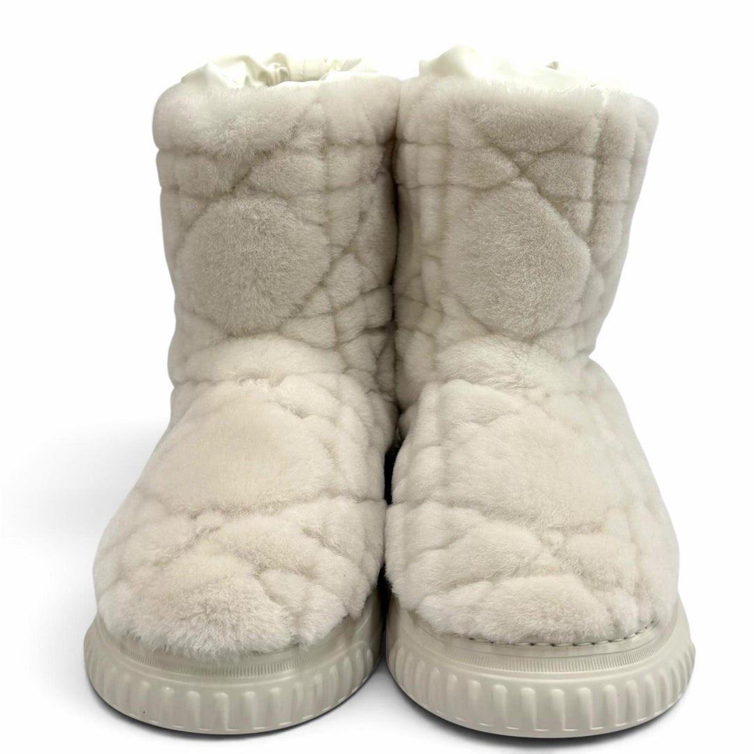 Very Good Christian Dior short boots DIOR FROST off white Mouton 36 KCI992SKK