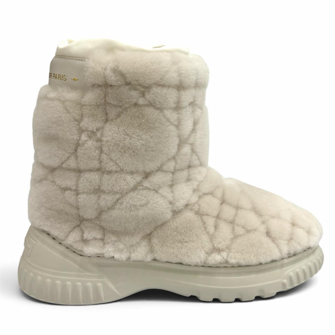 Very Good Christian Dior short boots DIOR FROST off white Mouton 36 KCI992SKK