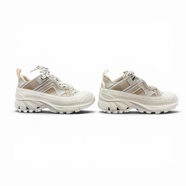 Pristine BURBERRY sneakers Arthur Logo Rubber Check Pattern beige 36.5 8054115