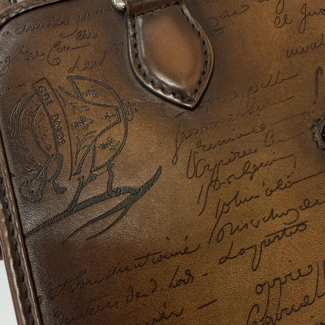 Excellent BERLUTI Shoulder Bag Un Jour Gulliver Messenger Calligraphy