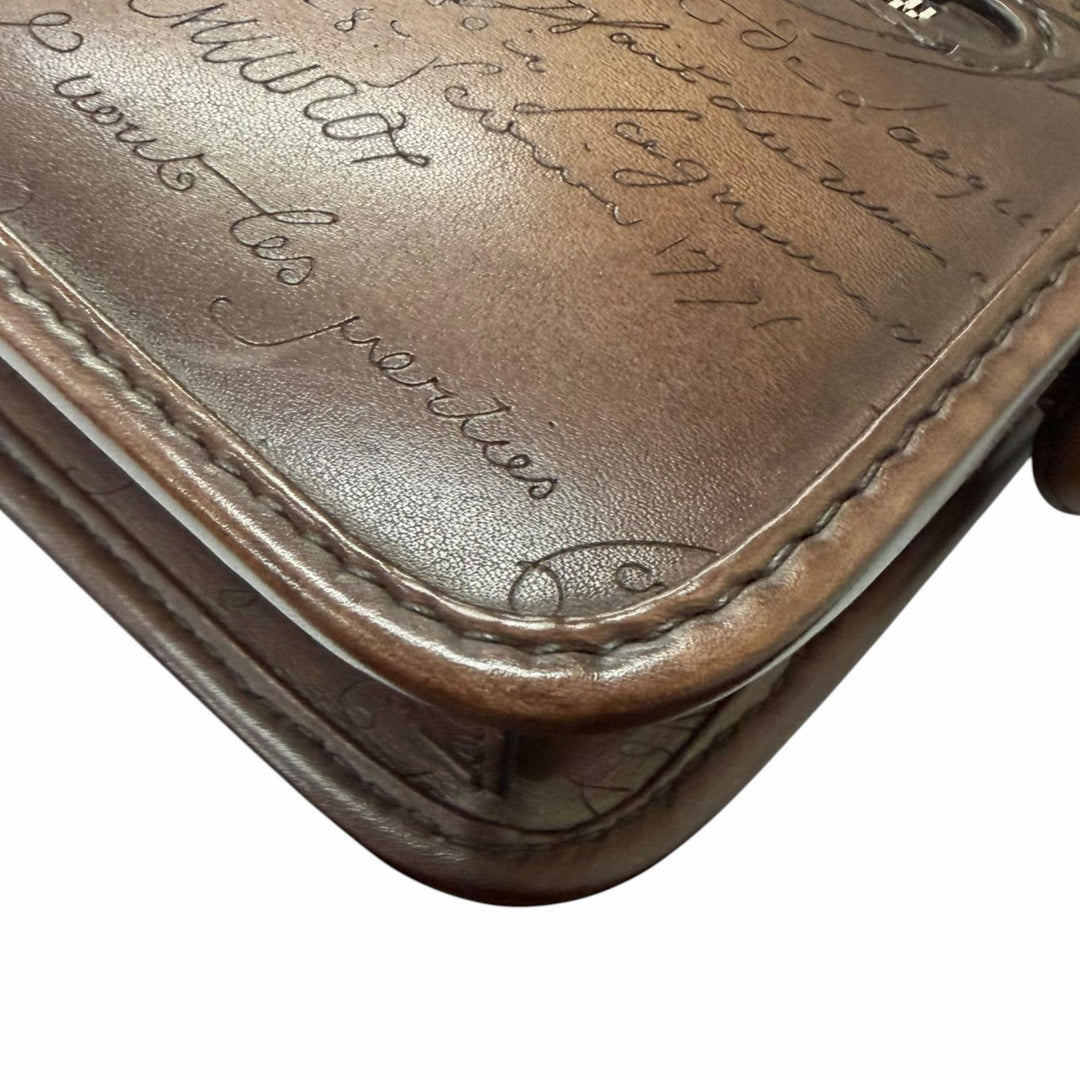Excellent BERLUTI Shoulder Bag Un Jour Gulliver Messenger Calligraphy