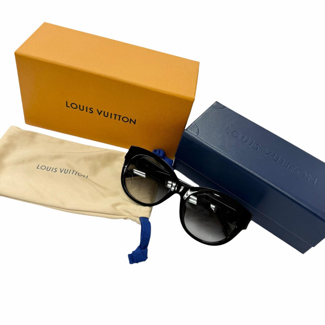 Excellent LOUIS VUITTON LV GO-14 Round Sunglasses black Women Z2378E