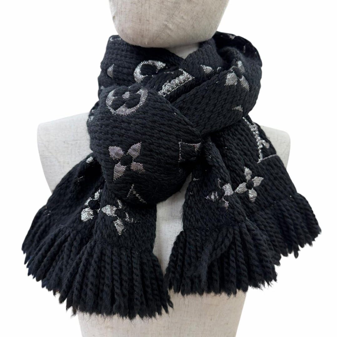 Great LOUIS VUITTON Scarf Escalp Logomania Shine With fringe wool Women M75833