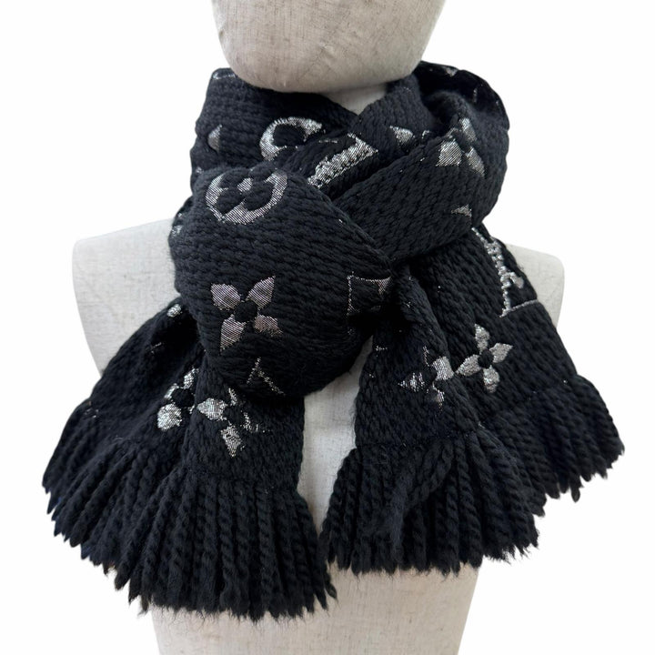 Great LOUIS VUITTON Scarf Escalp Logomania Shine With fringe wool Women M75833