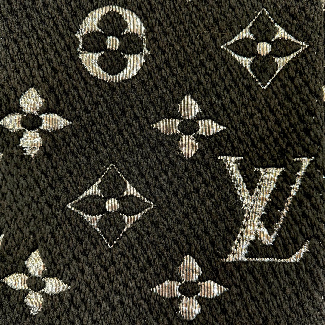 Great LOUIS VUITTON Scarf Escalp Logomania Shine With fringe wool Women M75833