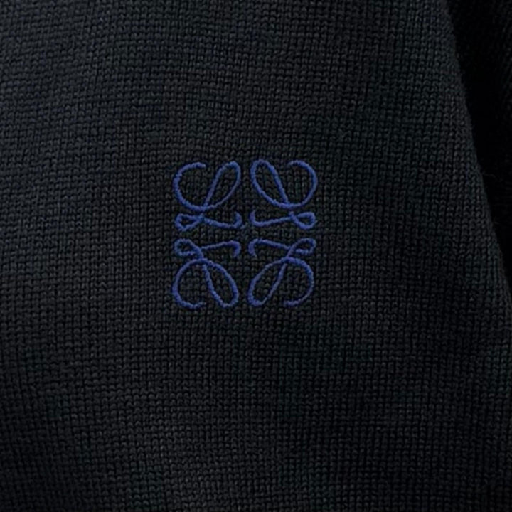 Pristine LOEWE cardigan anagram embroidery V-neck knit wool S Q825Y16K04