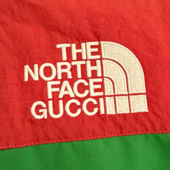 Great GUCCI THE NORTH FACE Mountain Guide Down Jacket Hooded green M 663758