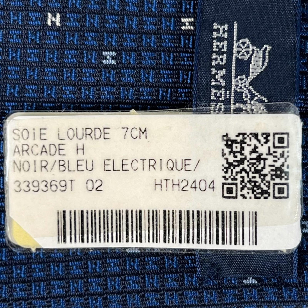 Pristine HERMES tie ARCADE H H logo Navy silk mens 339369T