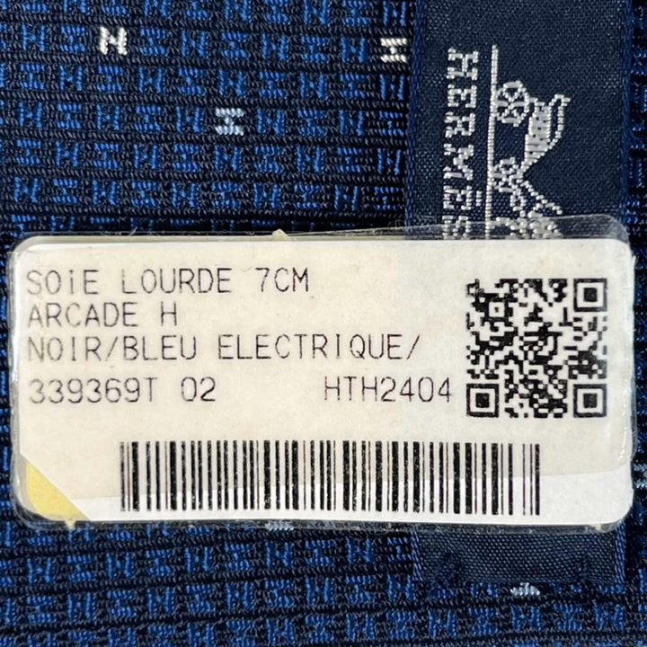 Pristine HERMES tie ARCADE H H logo Navy silk mens 339369T
