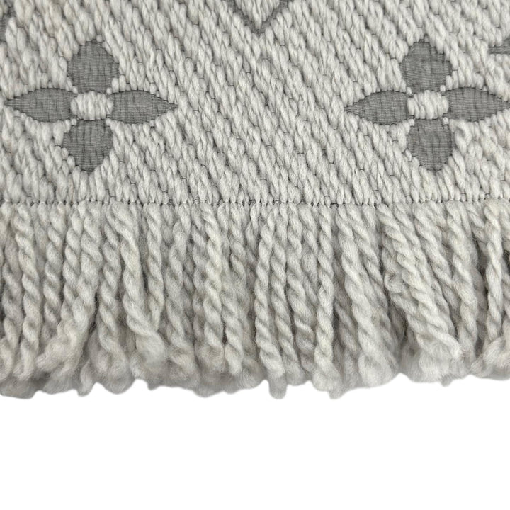 Great LOUIS VUITTON Scarf Escalp Logo Mania fringe wool Women M74742