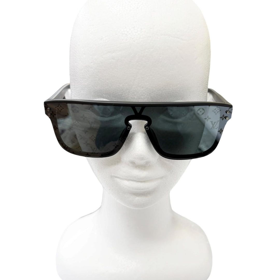 Excellent LOUIS VUITTON sunglasses Sunglasses - LV Waimea Monogram