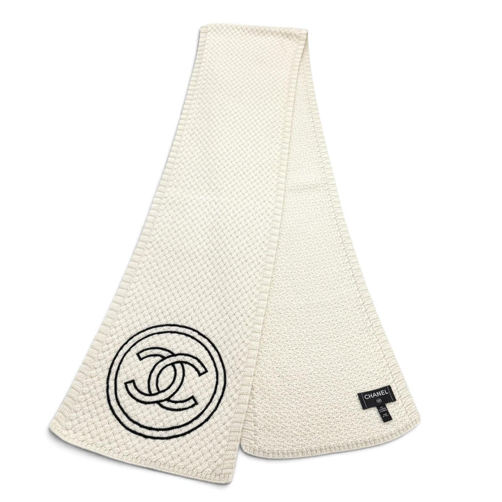 Great CHANEL Scarf COCO Mark knit Ivory cashmere Women