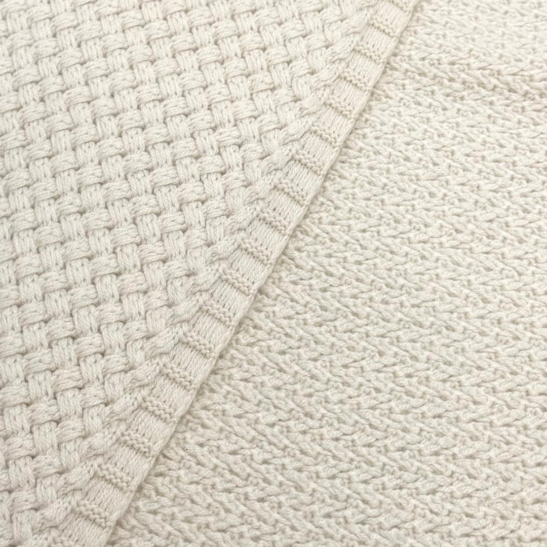 Great CHANEL Scarf COCO Mark knit Ivory cashmere Women