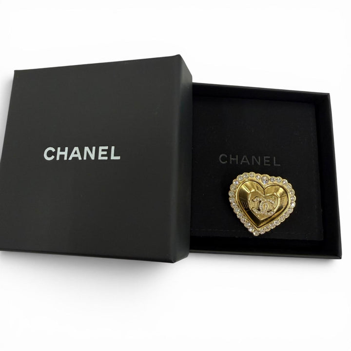 Excellent CHANEL Brooch COCO Mark Heart Rhinestone gold Women L25K