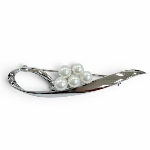 Excellent MIKIMOTO Brooch Akoya Pearl Baby Pearl Brooch Silver Pearl Women