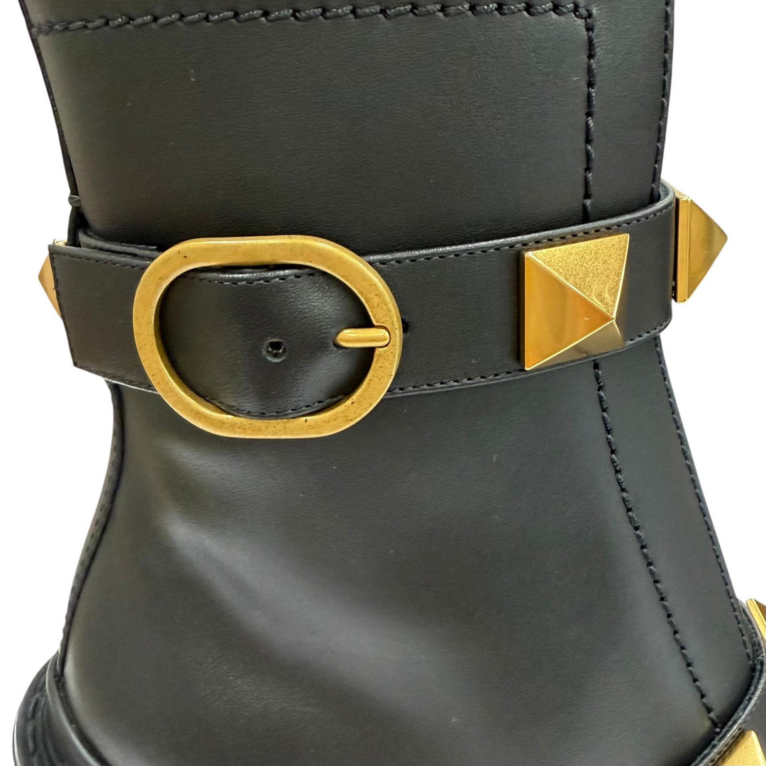 Excellent Valentino Garavani short boots black leather Women 37.5 WW2S0CJ2