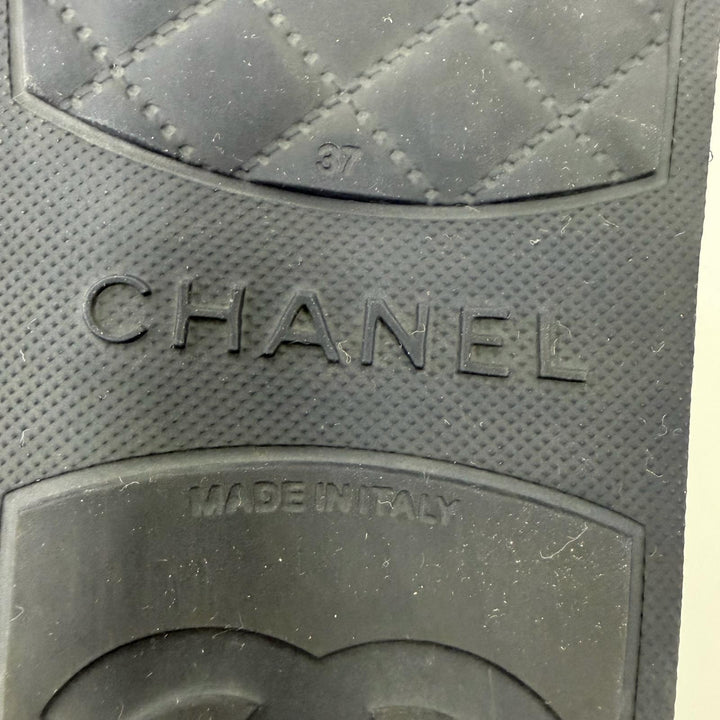 Great CHANEL Sandals COCO Mark Border Pattern Rubber Slides Red Women 37 G33611