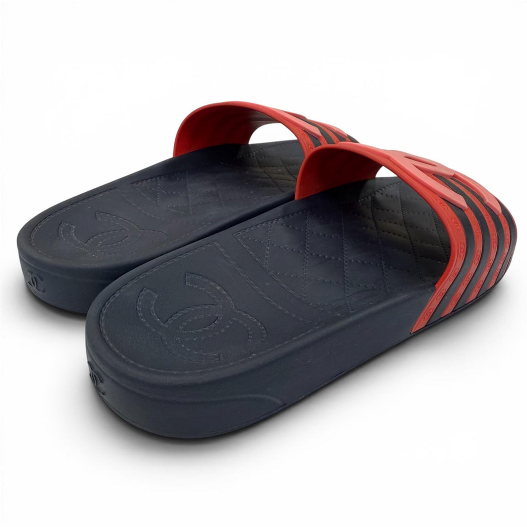 Great CHANEL Sandals COCO Mark Border Pattern Rubber Slides Red Women 37 G33611