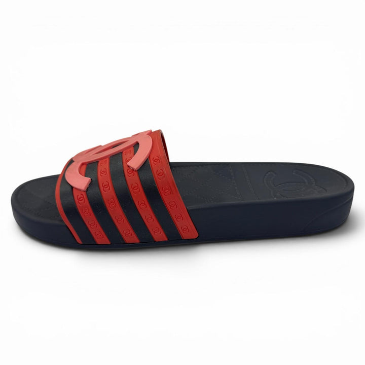Great CHANEL Sandals COCO Mark Border Pattern Rubber Slides Red Women 37 G33611