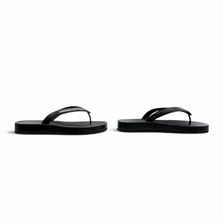 Excellent Christian Dior Sandals DIORSEA Tong black leather Women 36