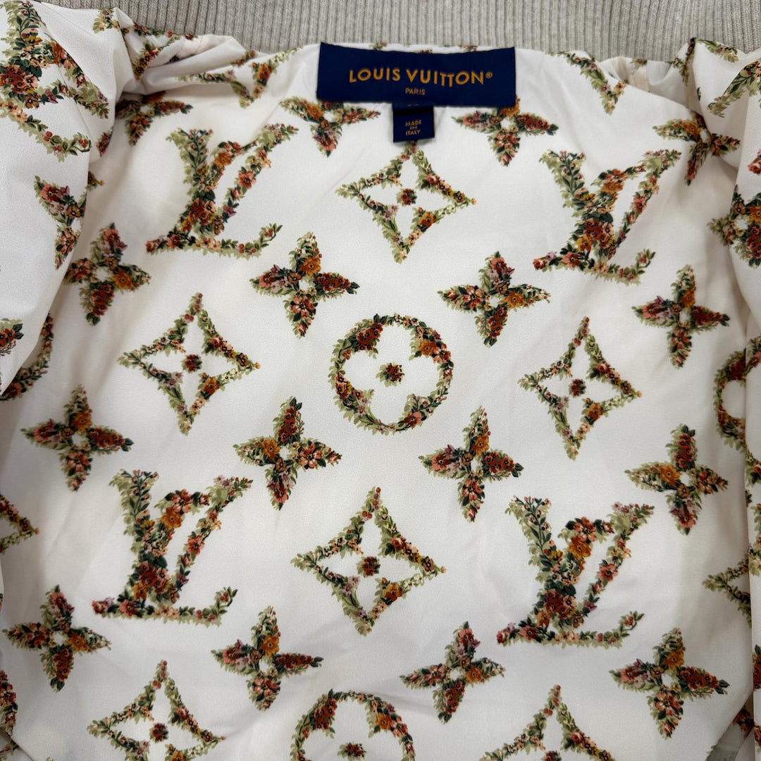 Great LOUIS VUITTON Down jacket Floral print LV leather patch Pink Women 34
