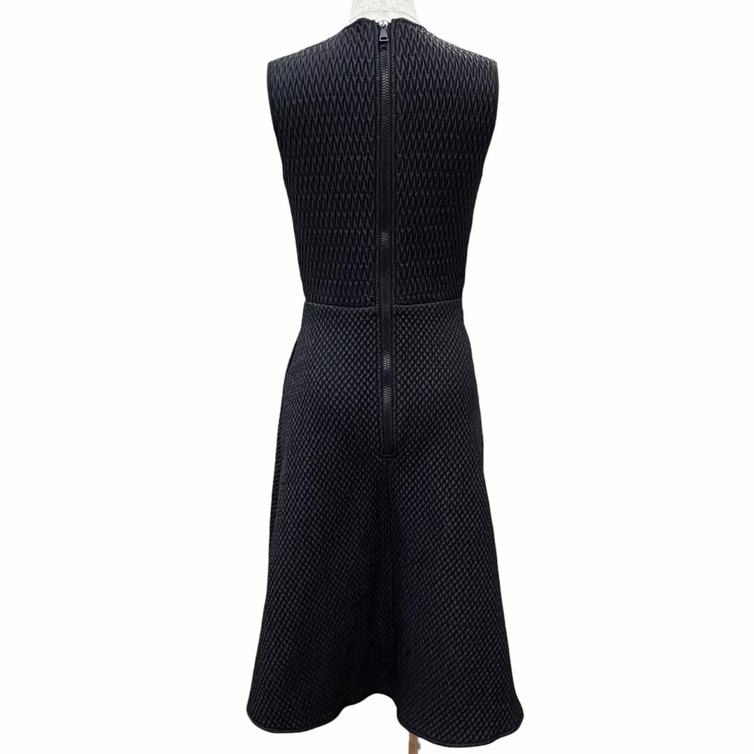 Excellent MONCLER one piece Quilted sleeveless Black series 40 H20932G00003