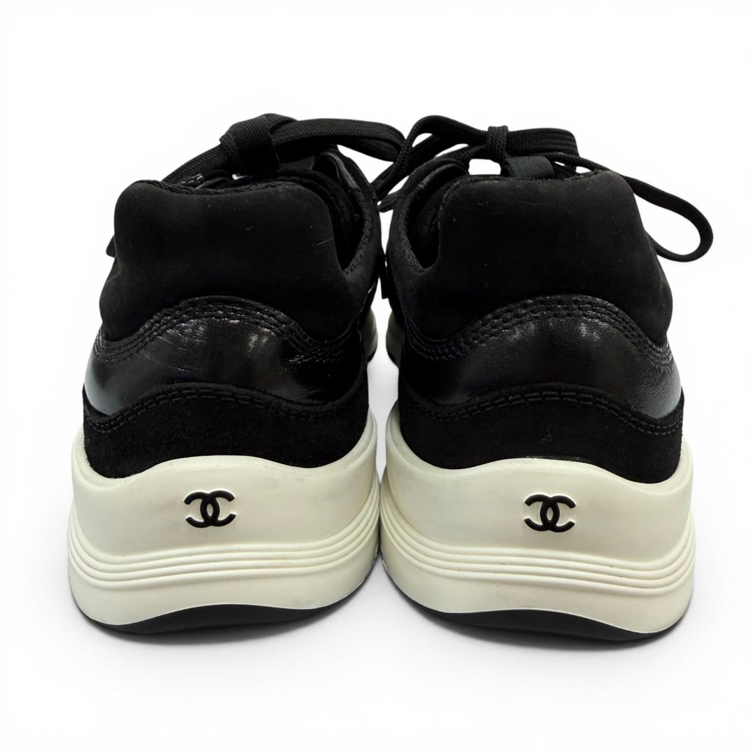 Great CHANEL Low cut sneakers COCO Mark Lace-up Leather black Women 36 G46609