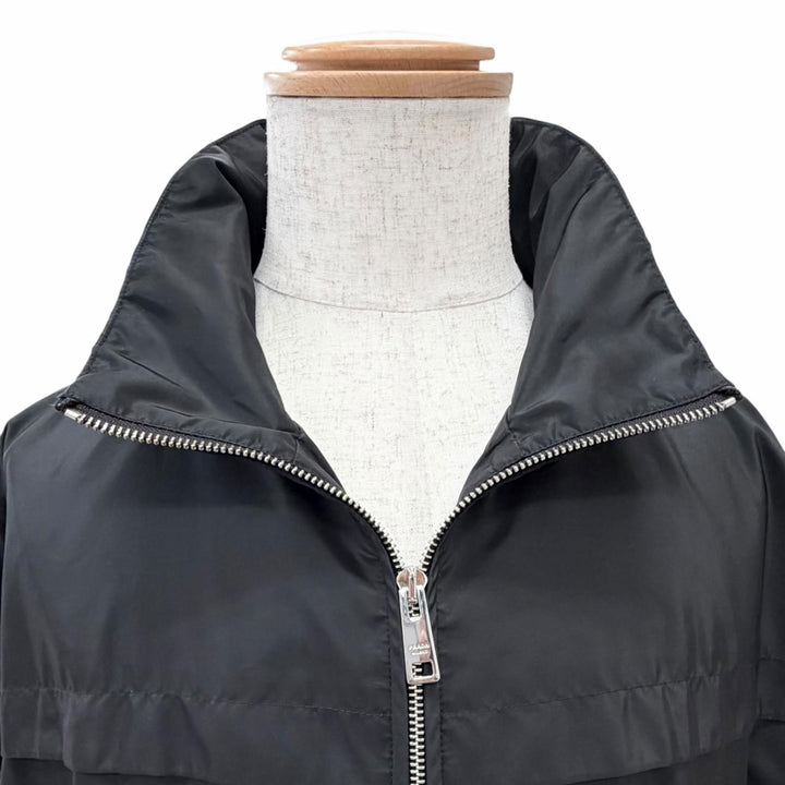 Great PRADA Nylon jacket Triangle Logo Zip-Up Blouson black mens 56 SGN998