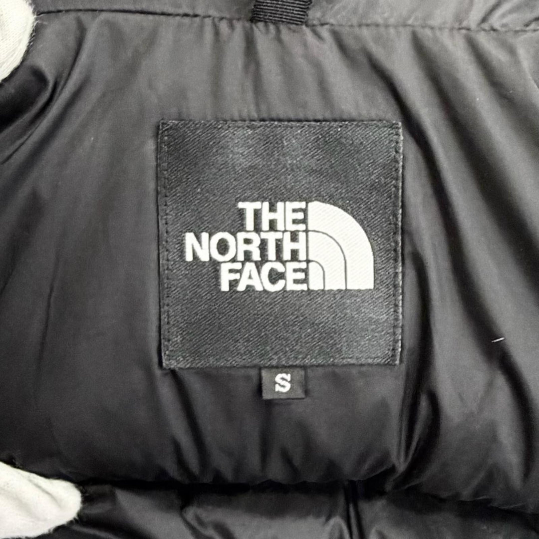 Great THE NORTH FACE Down jacket Baltro Light Jacket GORE-TEX zip-up S ND91950