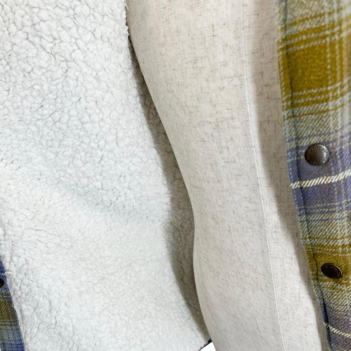 Great Supreme Jacket Shearling Lined Flannel Shirt Logo button check pattern L