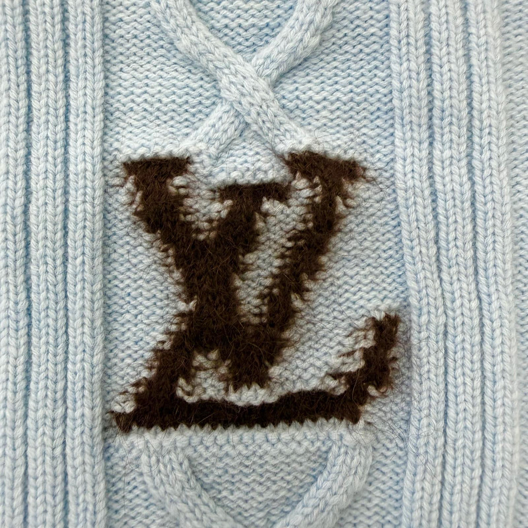 Excellent LOUIS VUITTON sweater LV logo cable braid Light blue wool mens S