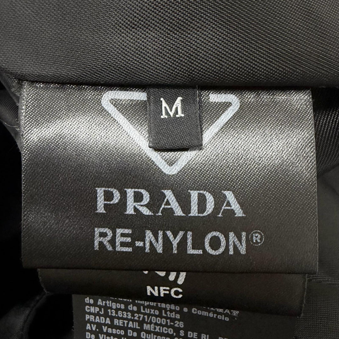 Excellent PRADA coat Re-Nylon Triangle Logo Pouch Included black