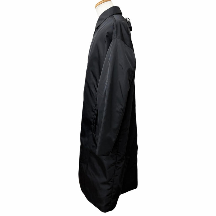 Excellent PRADA coat Re-Nylon Triangle Logo Pouch Included black