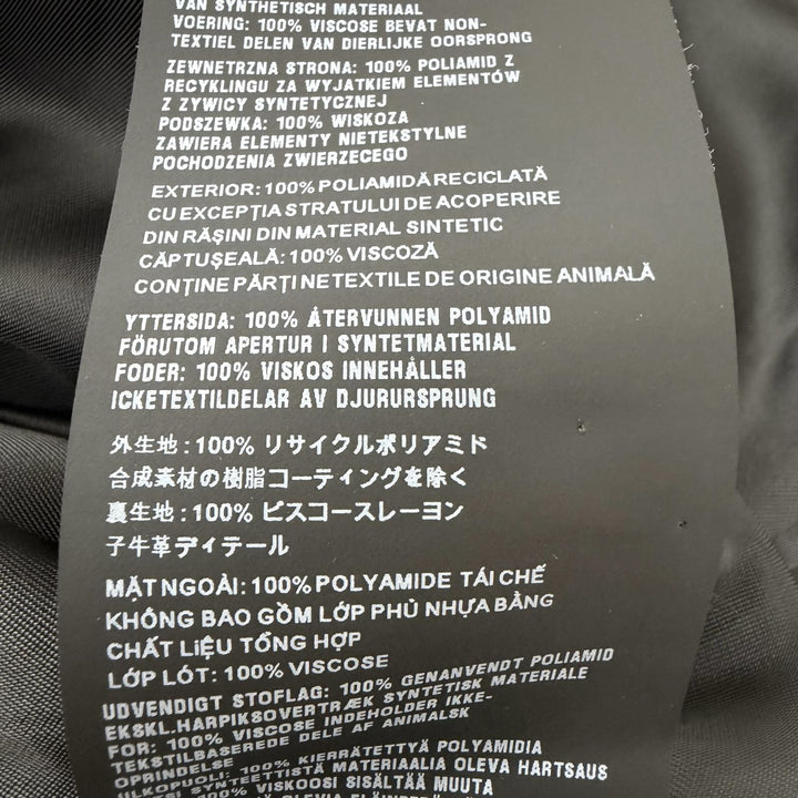 Excellent PRADA coat Re-Nylon Triangle Logo Pouch Included black