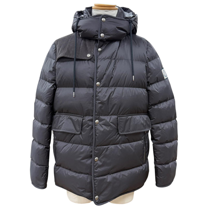 Excellent MONCLER GAMME BLEU Down jacket gray Nylon mens 3 B23914131280