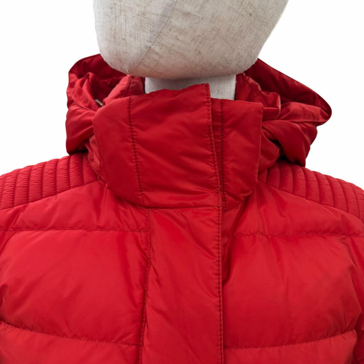 Great PRADA Down jacket Triangle with logo, hooded, short length Red 40 29X544