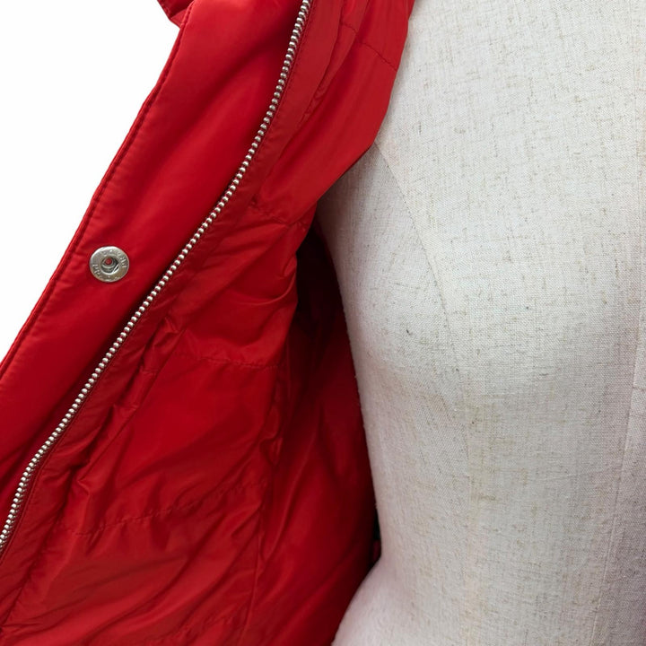 Great PRADA Down jacket Triangle with logo, hooded, short length Red 40 29X544
