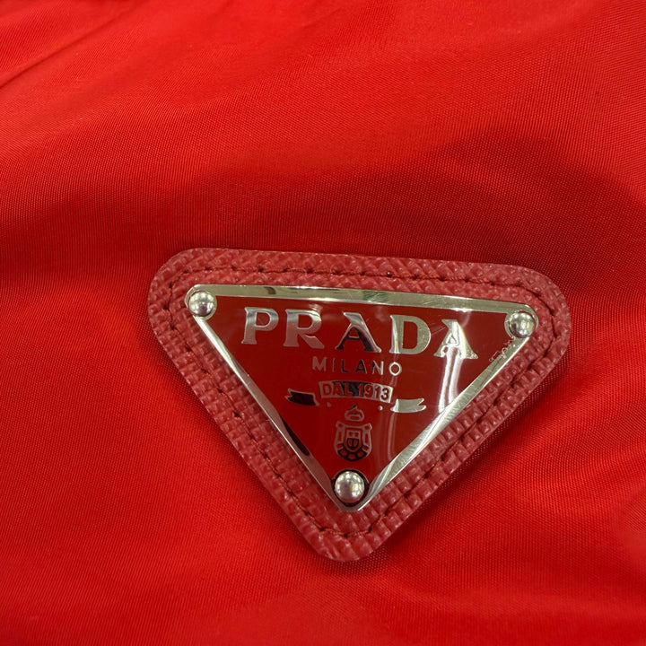 Great PRADA Down jacket Triangle with logo, hooded, short length Red 40 29X544