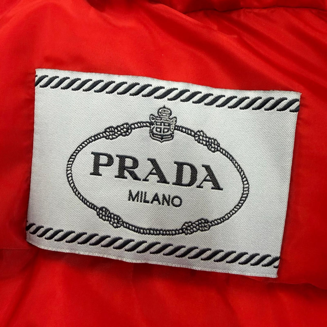 Great PRADA Down jacket Triangle with logo, hooded, short length Red 40 29X544