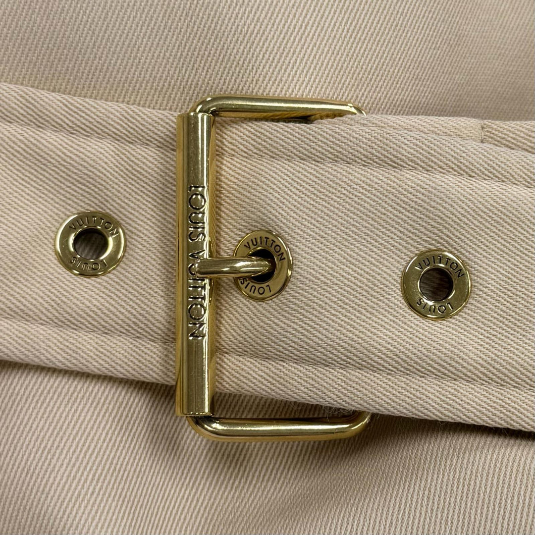 Excellent LOUIS VUITTON trench coat LV logo gold button belt color Rayon 38