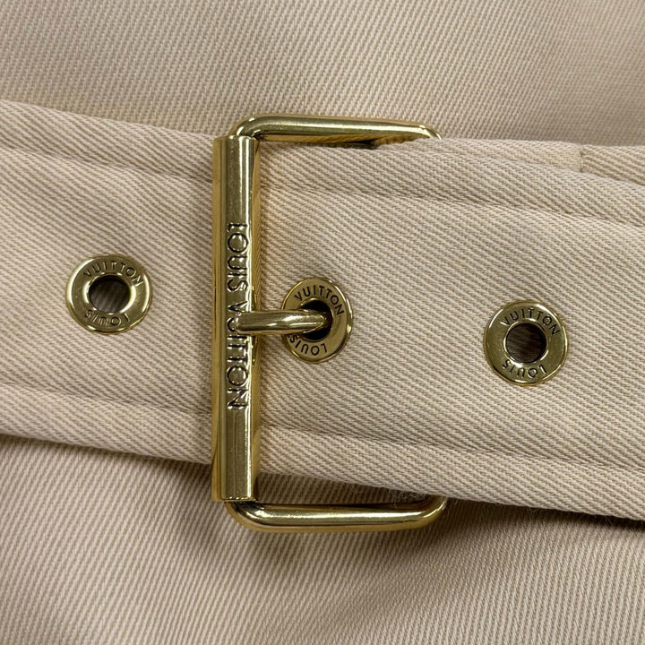 Excellent LOUIS VUITTON trench coat LV logo gold button belt color Rayon 38
