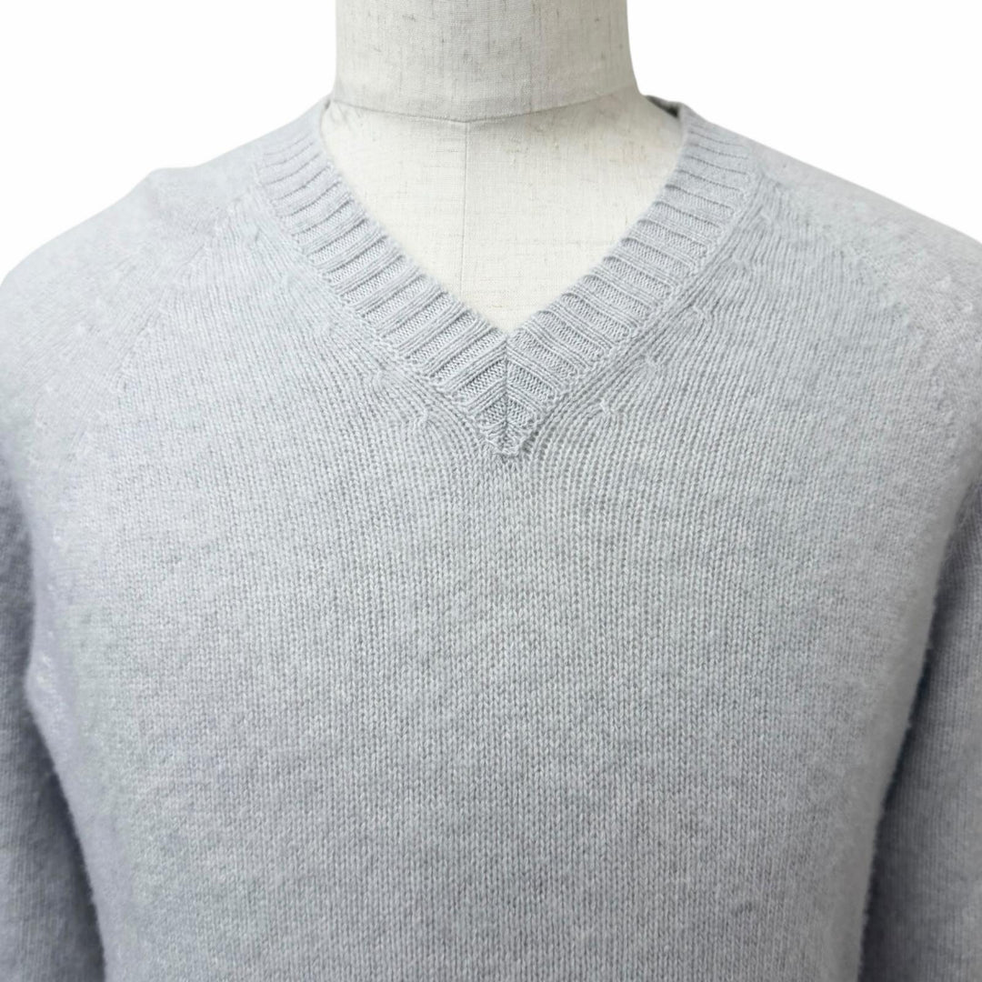 Great TOM FORD sweater V-neck brushed long-sleeve knit Light gray